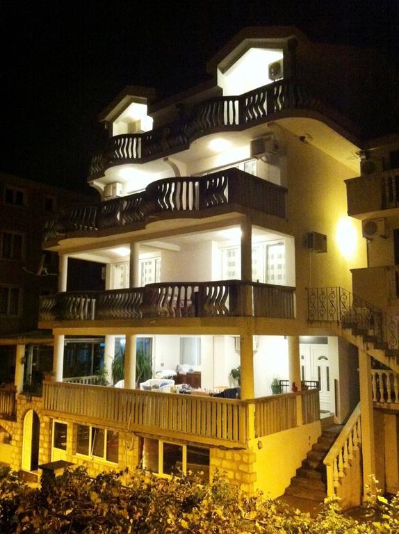 Apartments Kuljaca บุดวา ภายนอก รูปภาพ