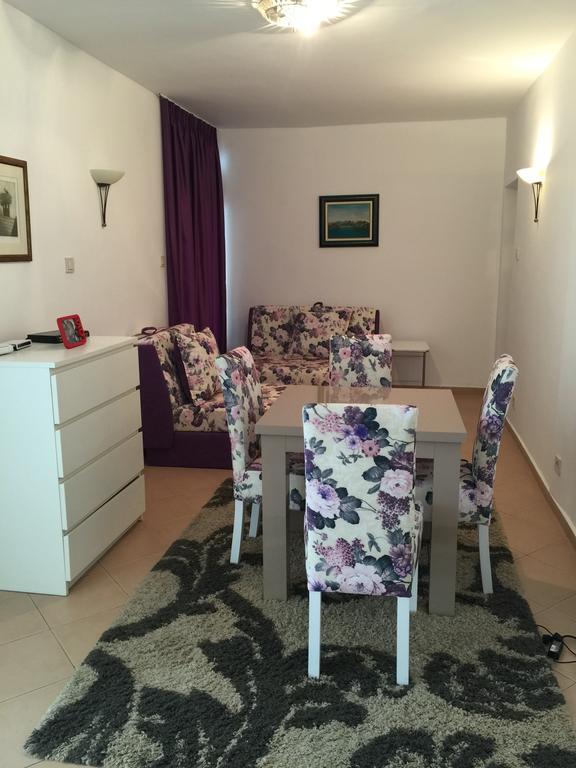 Apartments Kuljaca บุดวา ภายนอก รูปภาพ
